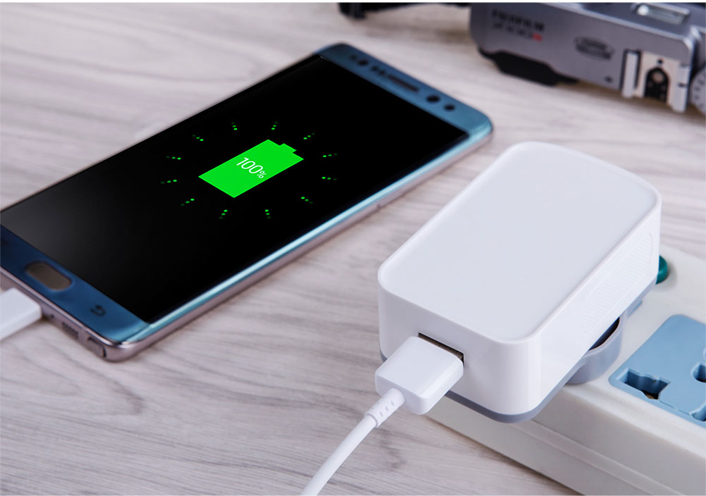 Nillkin Fast Charge Adapter